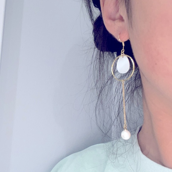 Dangling earrings - Picture 2 of 2